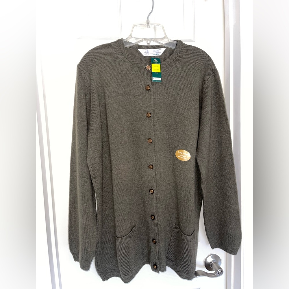 NWT Marks & Spencer Lambswool Women’s Sweater Size 14